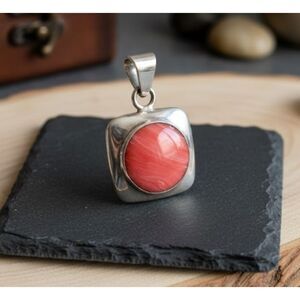 Vintage 925 Sterling Silver Pink Onyx Square Pendant Mexican Modernist